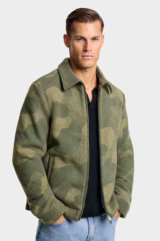 THE GIO SHACKET