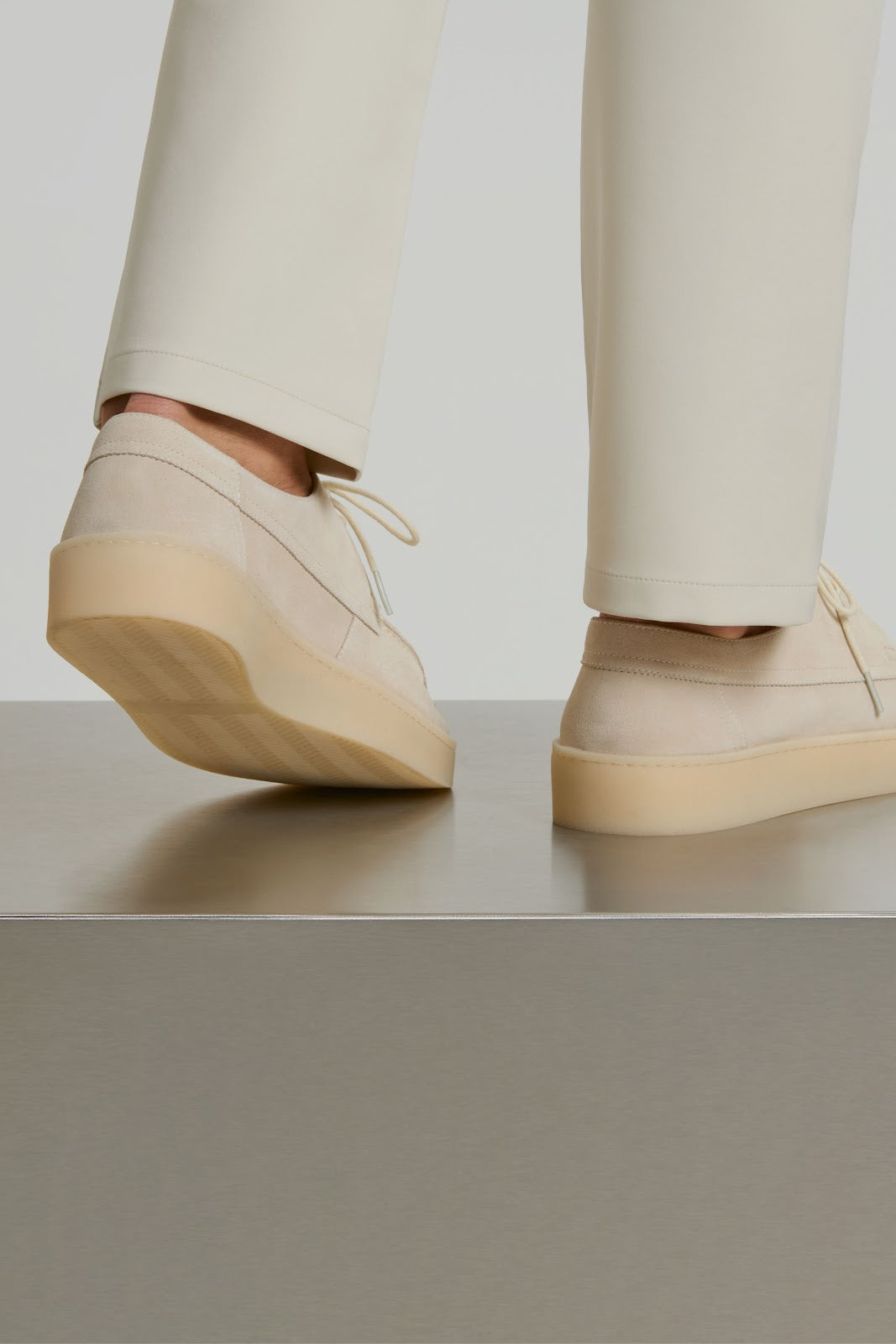 MOCASÍN CLÁSICO CON CORDONES