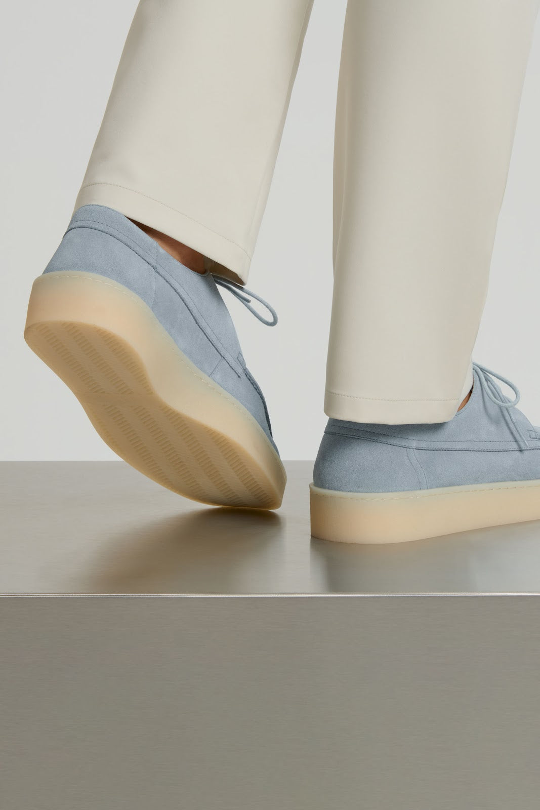 MOCASÍN CLÁSICO CON CORDONES